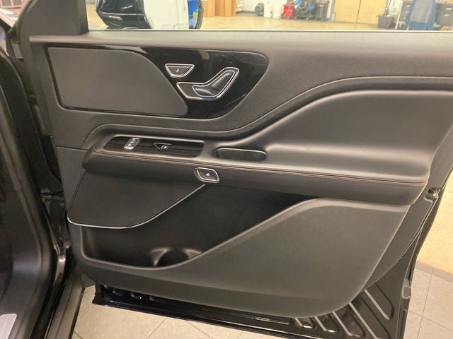 2023 Lincoln Aviator Standard Premium