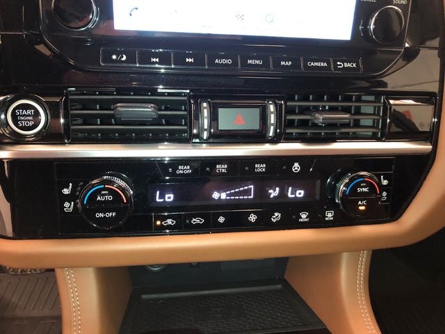 2023 Nissan Pathfinder Platinum BUCKETS