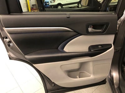 2019 Toyota Highlander Limited Platinum