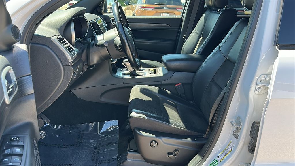 2021 Jeep Grand Cherokee Laredo X 4x4