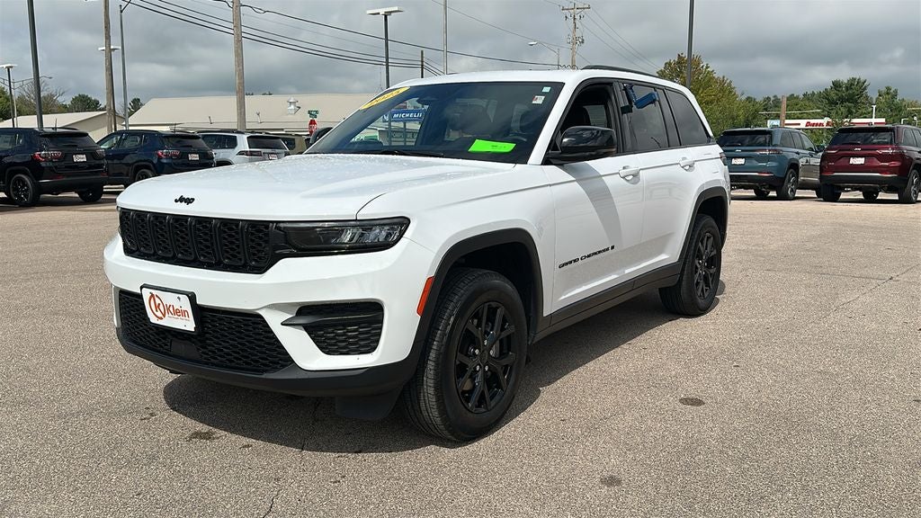 2025 Jeep Grand Cherokee Altitude X 4x4