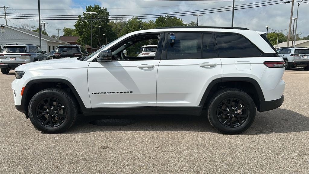2025 Jeep Grand Cherokee Altitude X 4x4