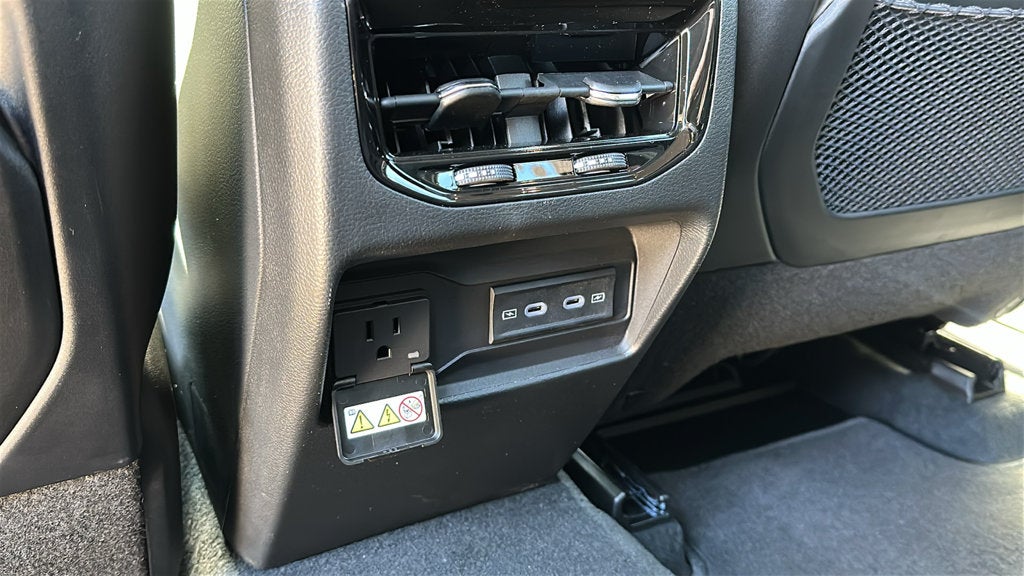 2027 Jeep Grand Cherokee GRAND CHEROKEE LAREDO ALTITUDE 4X4