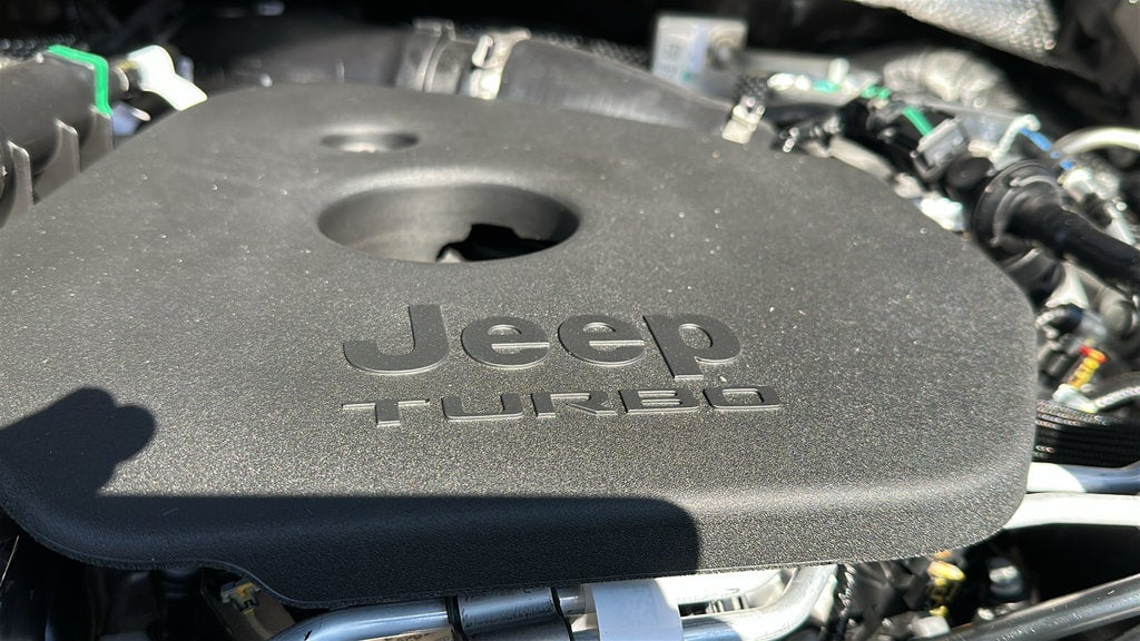 2027 Jeep Grand Cherokee GRAND CHEROKEE LAREDO ALTITUDE 4X4