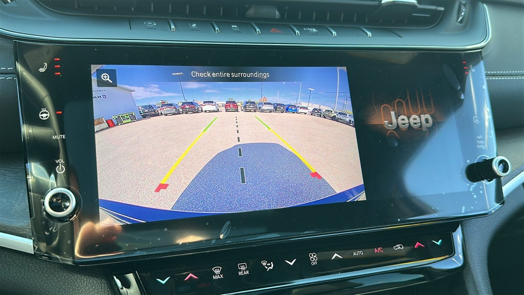 2027 Jeep Grand Cherokee GRAND CHEROKEE LIMITED 4X4