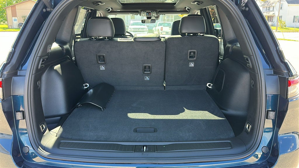 2027 Jeep Grand Cherokee GRAND CHEROKEE LIMITED 4X4