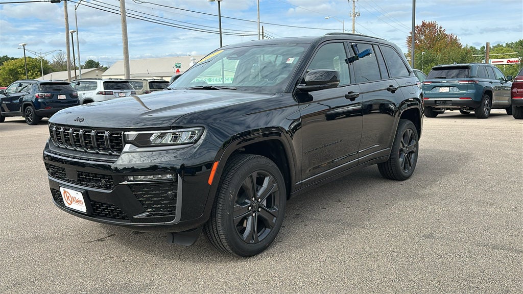 2027 Jeep Grand Cherokee GRAND CHEROKEE LIMITED RESERVE 4X4