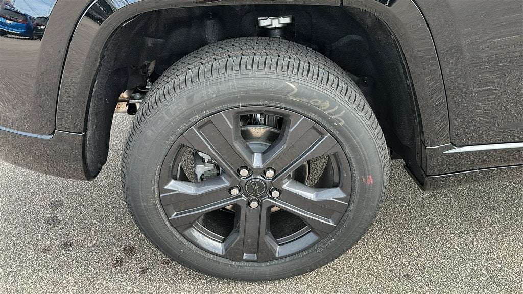 2027 Jeep Grand Cherokee GRAND CHEROKEE LIMITED RESERVE 4X4