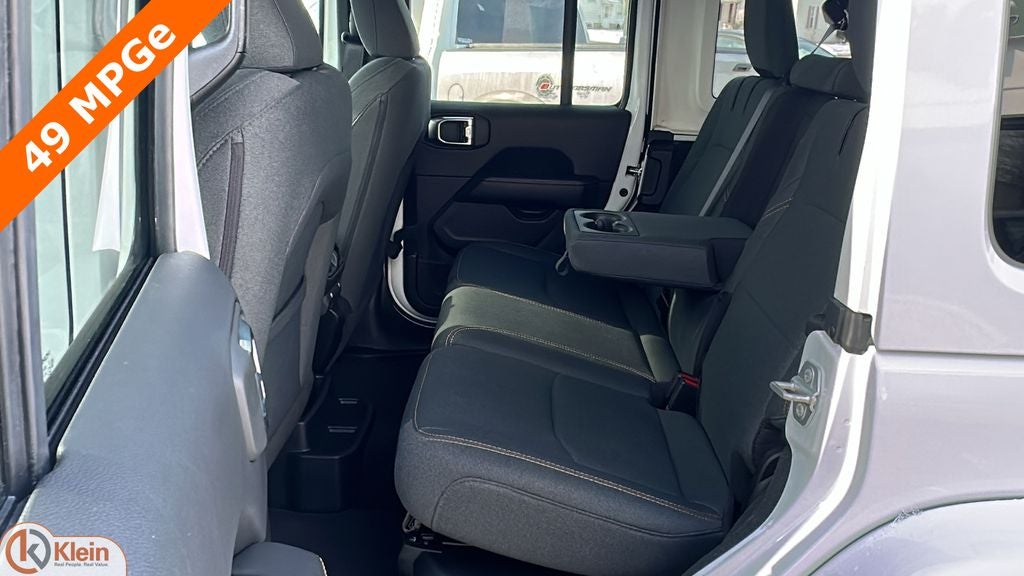 2025 Jeep Wrangler 4xe Sahara 4xe