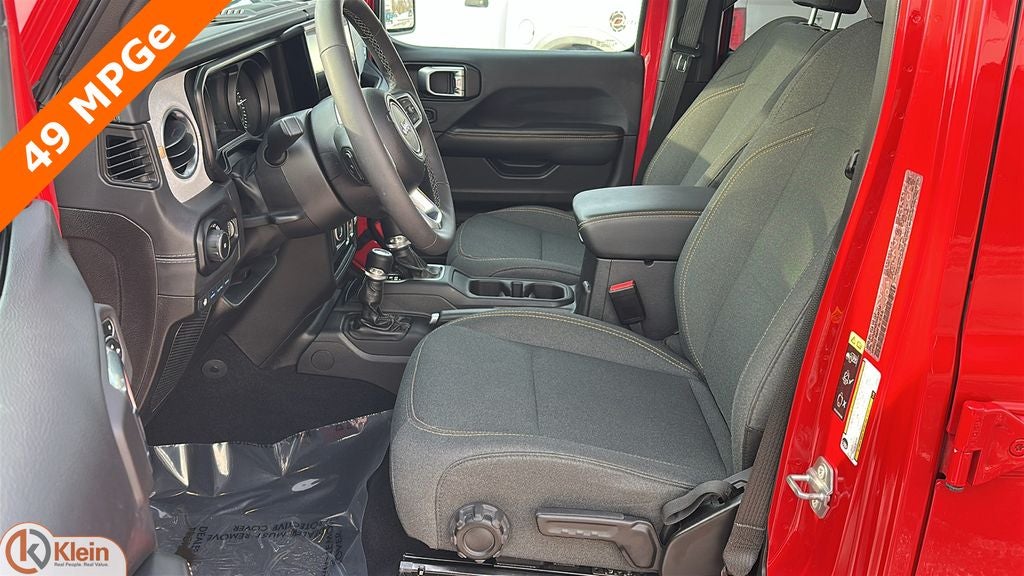 2025 Jeep Wrangler 4xe Sahara 4xe