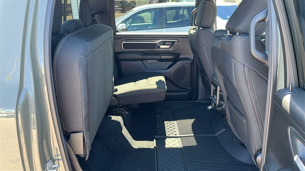 2026 RAM 1500 Big Horn Crew Cab 4x4 5'7' Box