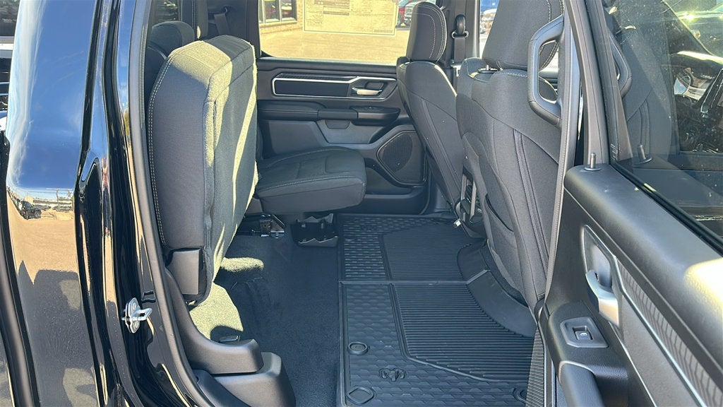 2027 RAM Ram 1500 RAM 1500 BIG HORN CREW CAB 4X4 5'7' BOX