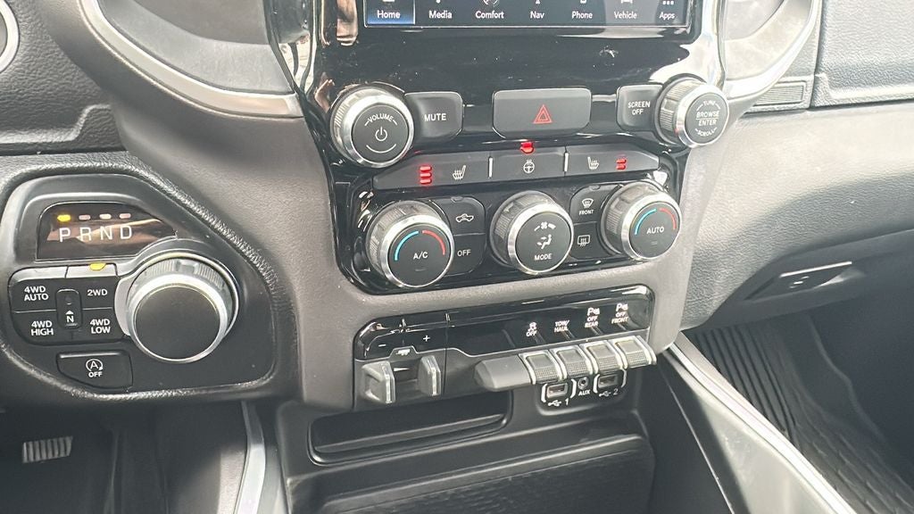 2022 RAM 1500 Big Horn Crew Cab 4x4 5'7' Box