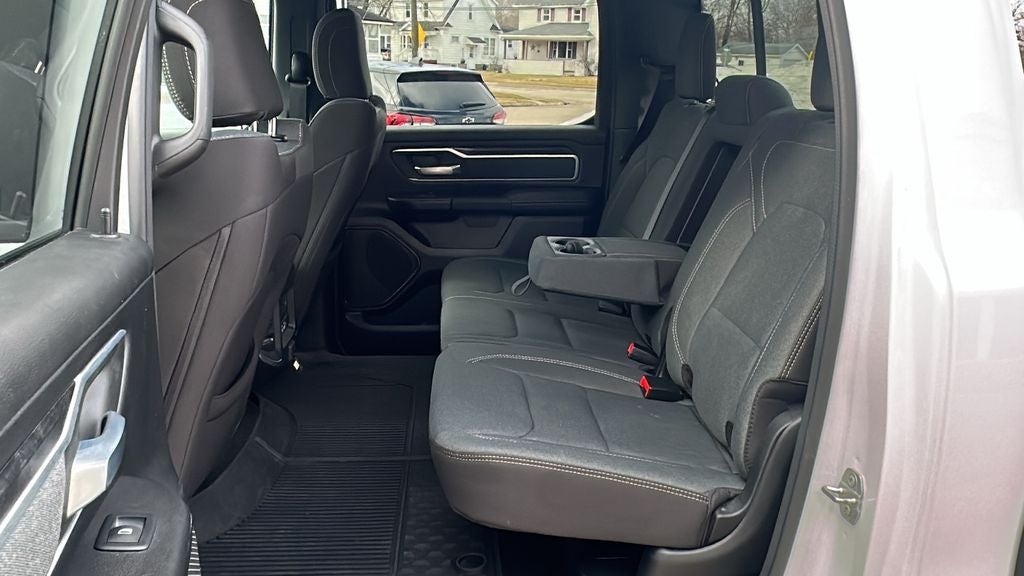 2022 RAM 1500 Big Horn Crew Cab 4x4 5'7' Box