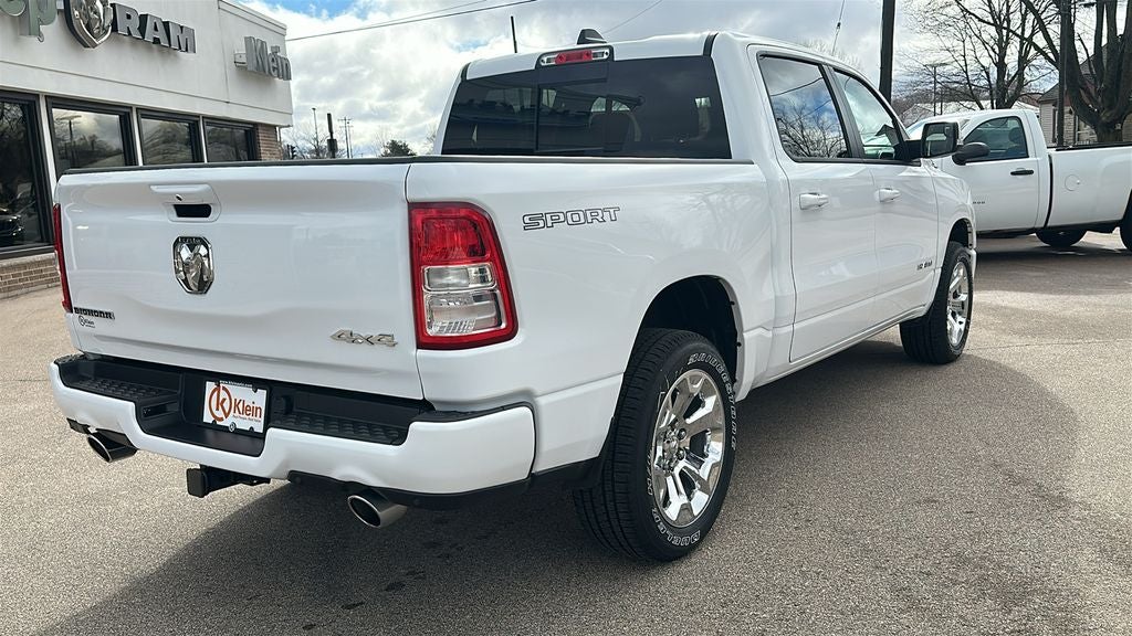 2022 RAM 1500 Big Horn Crew Cab 4x4 5'7' Box
