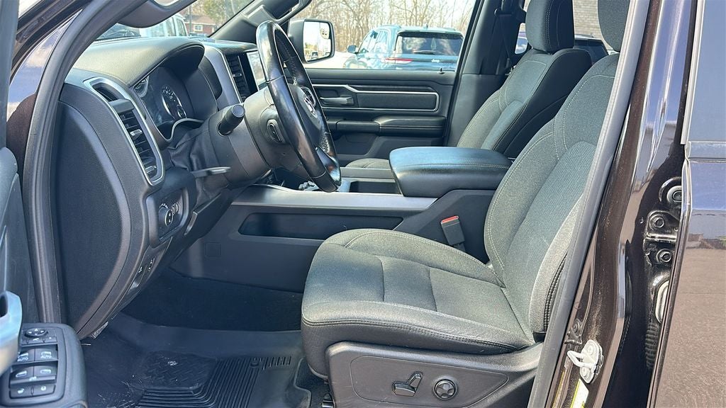 2019 RAM 1500 Big Horn/Lone Star Crew Cab 4x4 5'7' Box