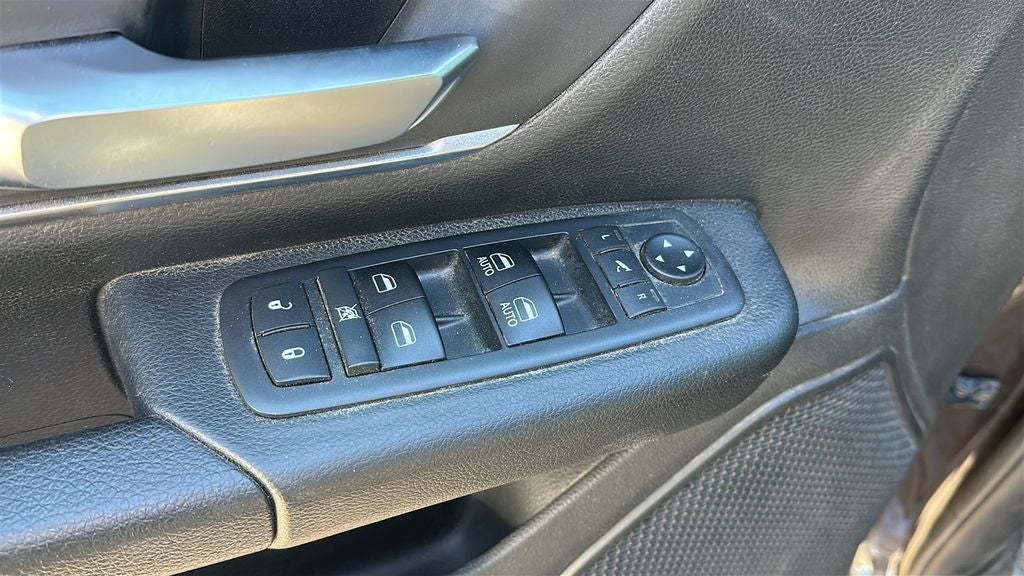 2019 RAM 1500 Big Horn/Lone Star Crew Cab 4x4 5'7' Box