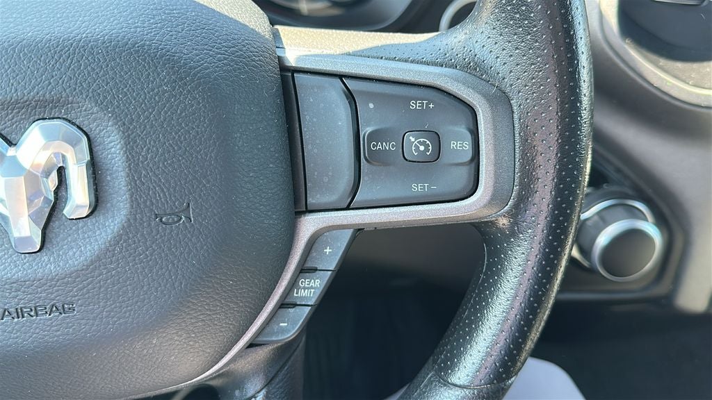 2024 RAM 1500 Tradesman Crew Cab 4x4 5'7' Box