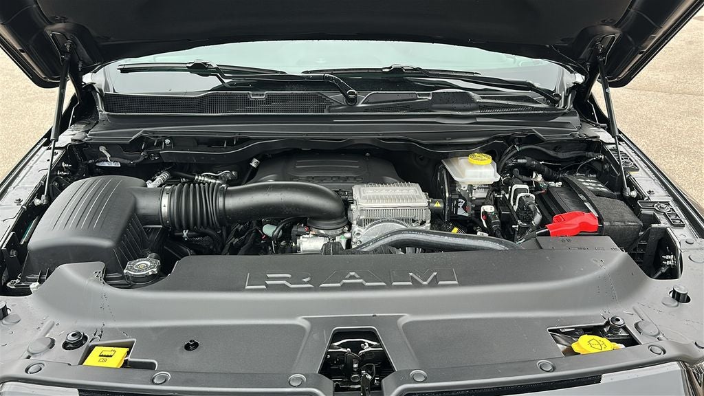 2026 RAM Ram 1500 RAM 1500 EXPRESS CREW CAB 4X4 5'7' BOX