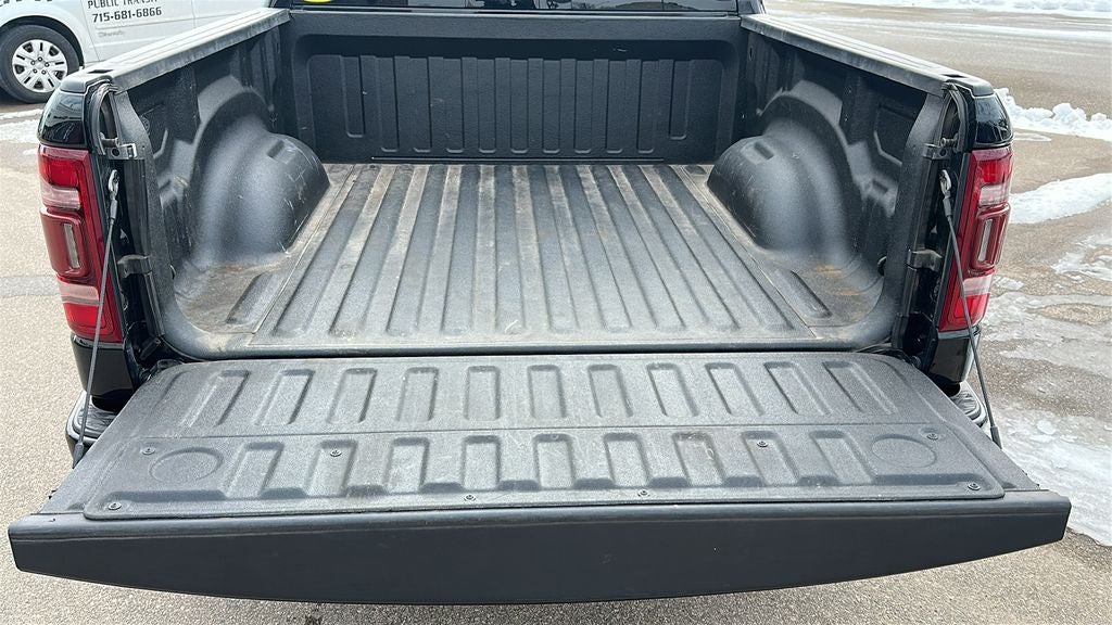 2021 RAM 1500 Laramie Crew Cab 4x4 5'7' Box