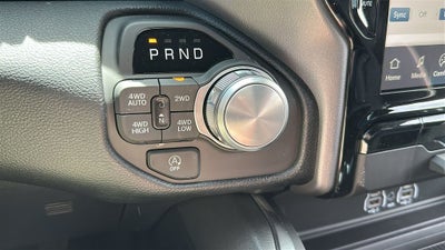 2026 RAM 1500 Laramie Crew Cab 4x4 5'7' Box