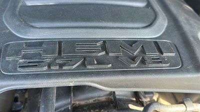 2020 RAM 1500 Laramie Crew Cab 4x4 5'7' Box