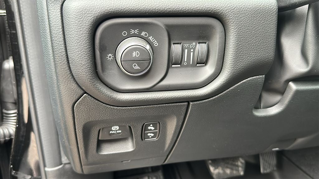 2026 RAM Ram 1500 RAM 1500 BIG HORN CREW CAB 4X4 6'4' BOX