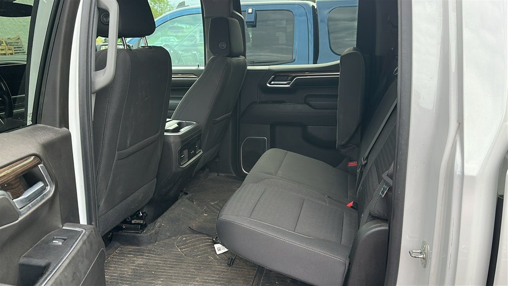 2022 Chevrolet Silverado 1500 4WD Crew Cab Short Bed RST