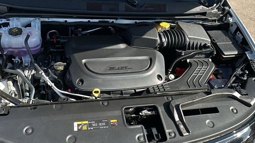 2027 Chrysler Pacifica PACIFICA SELECT AWD