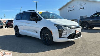2027 Chrysler Pacifica PACIFICA SELECT AWD