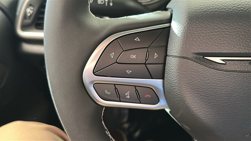 2027 Chrysler Pacifica PACIFICA SELECT AWD