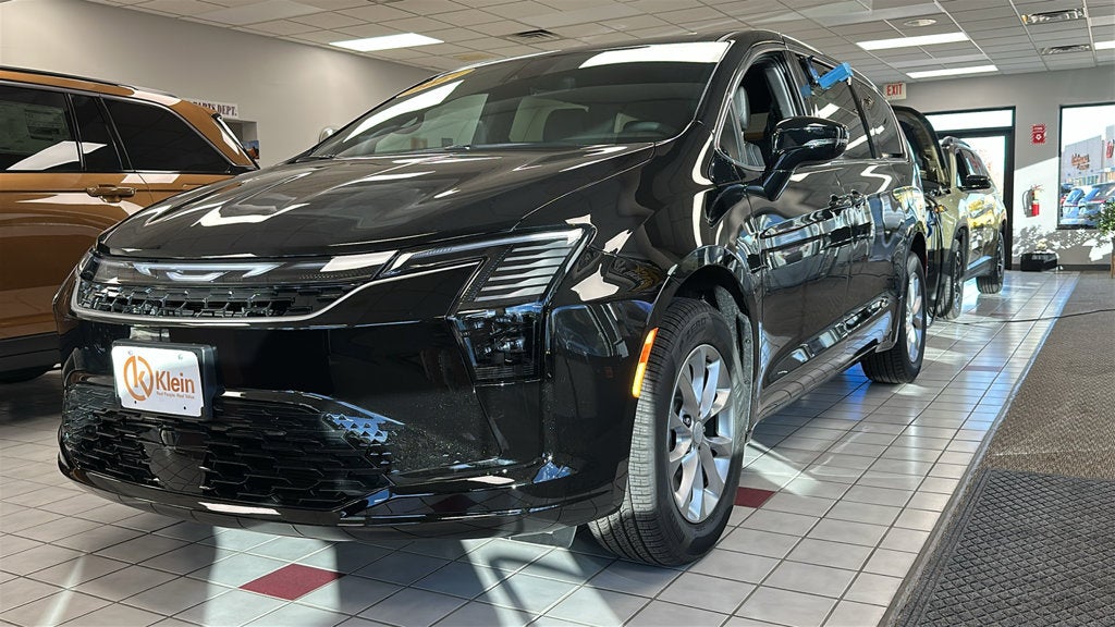 2027 Chrysler Pacifica PACIFICA SELECT AWD