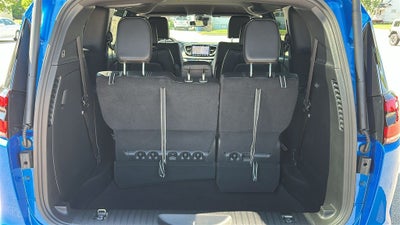 2027 Chrysler Pacifica PACIFICA SELECT AWD