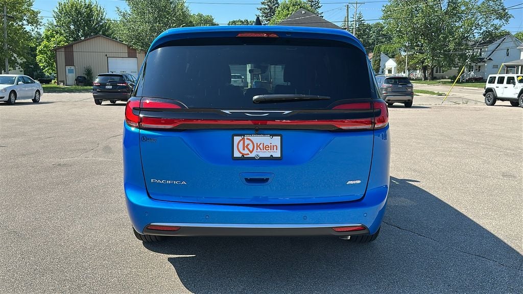 2027 Chrysler Pacifica PACIFICA SELECT AWD