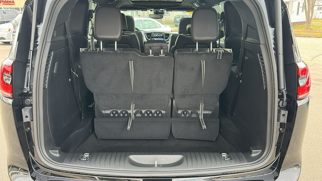 2026 Chrysler Pacifica PACIFICA LIMITED AWD