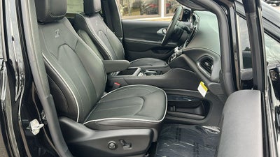 2026 Chrysler Pacifica PACIFICA LIMITED AWD