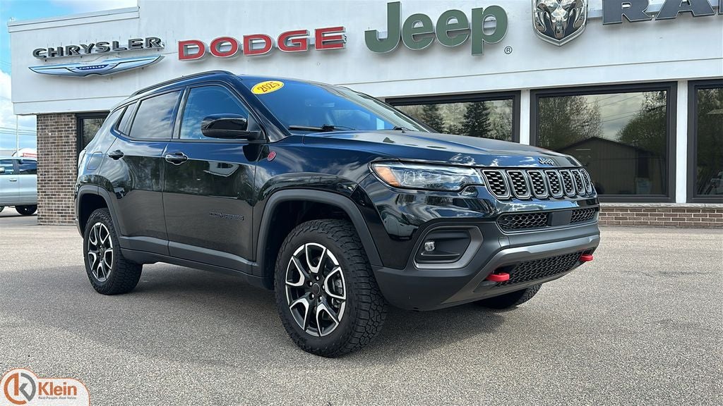 2025 Jeep Compass Trailhawk 4X4's photo