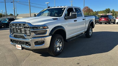 2025 RAM 2500 Tradesman Crew Cab 4x4 6'4' Box