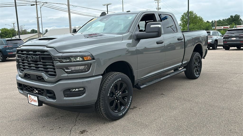 2026 RAM Ram 2500 RAM 2500 BLACK EXPRESS CREW CAB 4X4 6'4' BOX