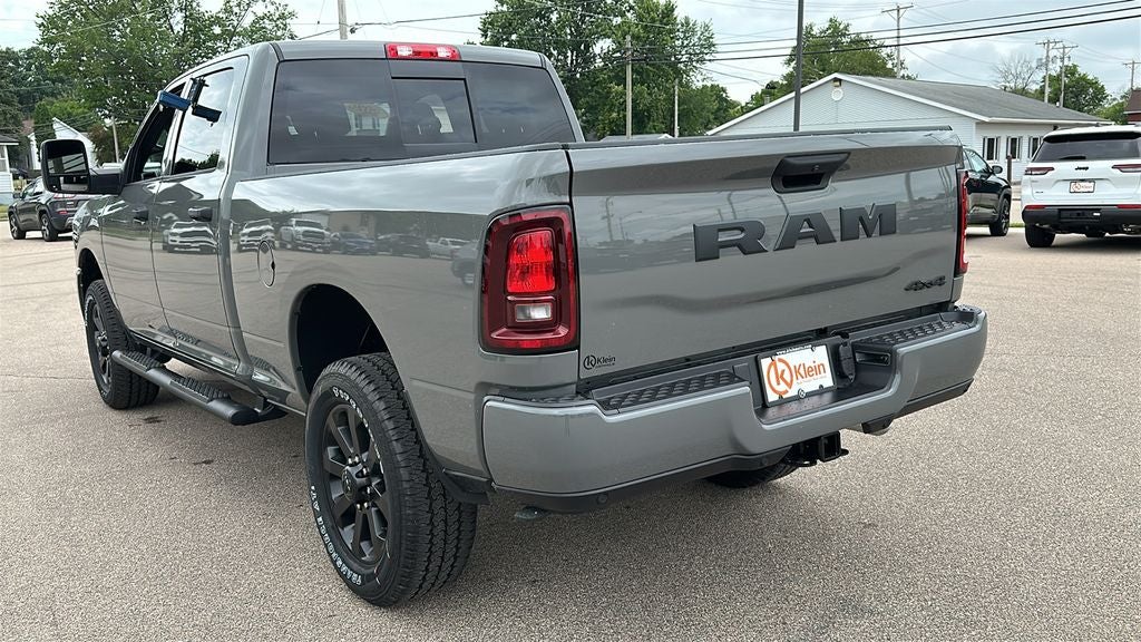 2026 RAM Ram 2500 RAM 2500 BLACK EXPRESS CREW CAB 4X4 6'4' BOX