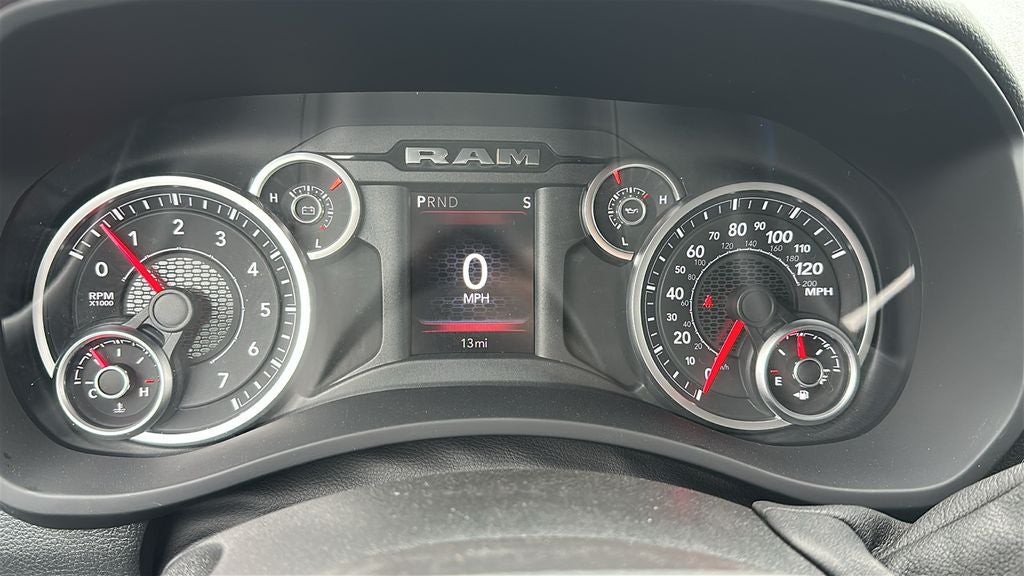 2027 RAM Ram 2500 RAM 2500 BLACK EXPRESS CREW CAB 4X4 6'4' BOX