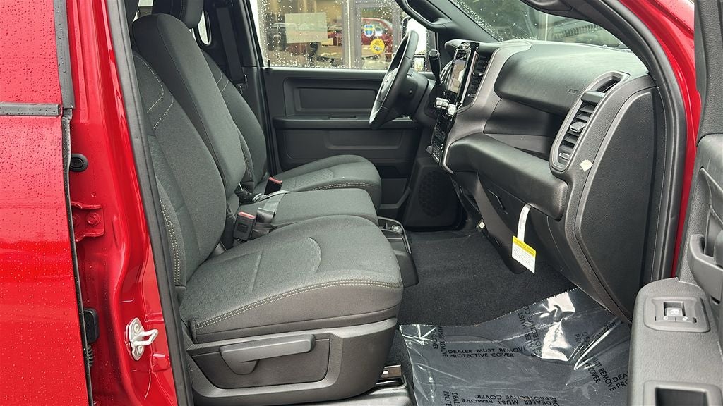 2027 RAM Ram 2500 RAM 2500 BLACK EXPRESS CREW CAB 4X4 6'4' BOX