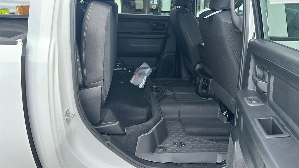 2026 RAM Ram 2500 RAM 2500 WARLOCK CREW CAB 4X4 6'4' BOX
