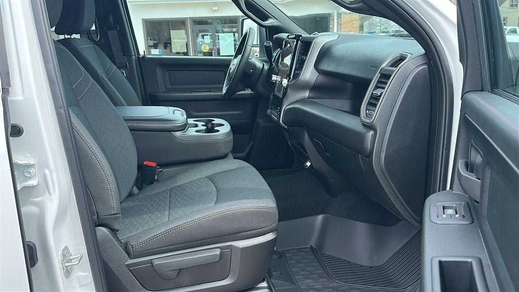 2026 RAM Ram 2500 RAM 2500 WARLOCK CREW CAB 4X4 6'4' BOX