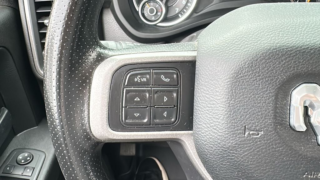 2020 RAM 2500 Tradesman Crew Cab 4x4 6'4' Box