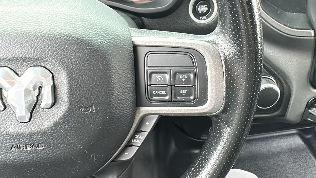 2020 RAM 2500 Tradesman Crew Cab 4x4 6'4' Box