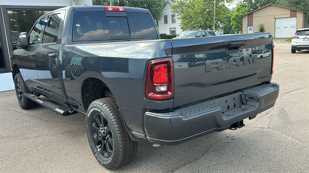2026 RAM Ram 2500 RAM 2500 BLACK EXPRESS CREW CAB 4X4 6'4' BOX