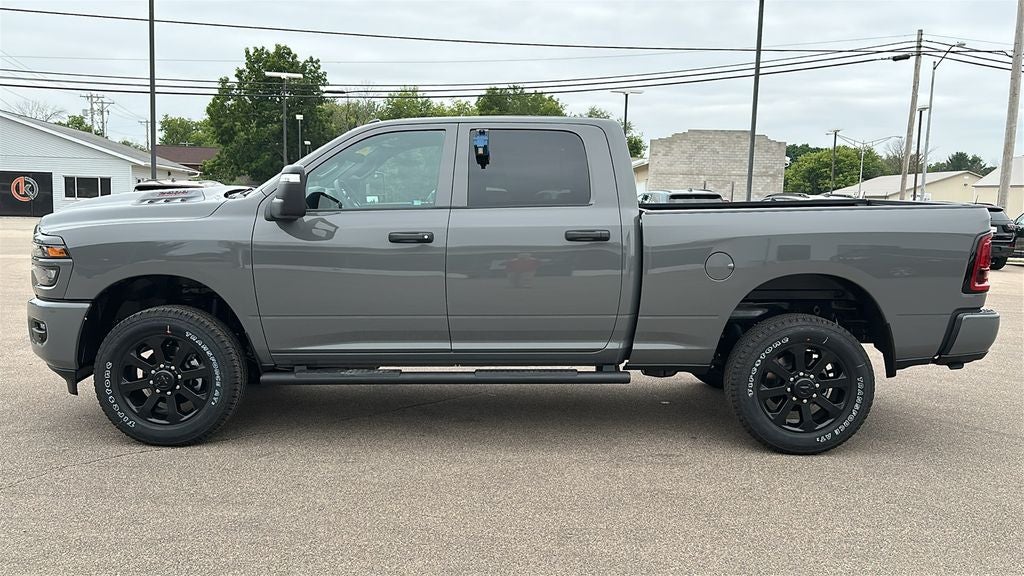 2026 RAM Ram 2500 RAM 2500 BLACK EXPRESS CREW CAB 4X4 6'4' BOX