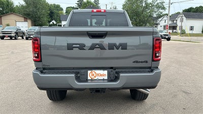 2026 RAM Ram 2500 RAM 2500 BLACK EXPRESS CREW CAB 4X4 6'4' BOX