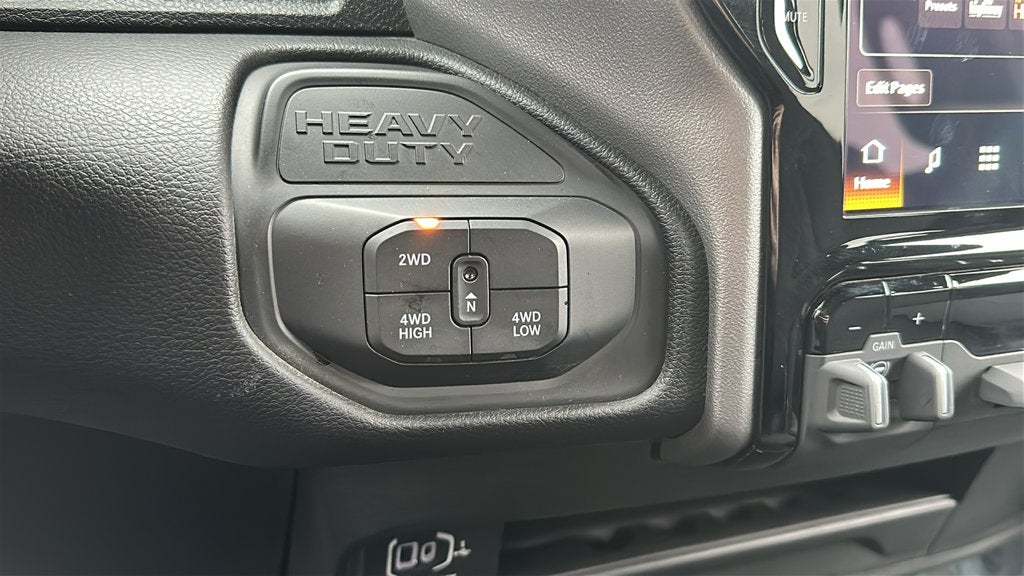 2025 RAM 2500 Big Horn Crew Cab 4x4 6'4' Box